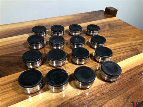 Isoacoustics Orea Isolators Bronze Indigo And Bordeaux For Sale