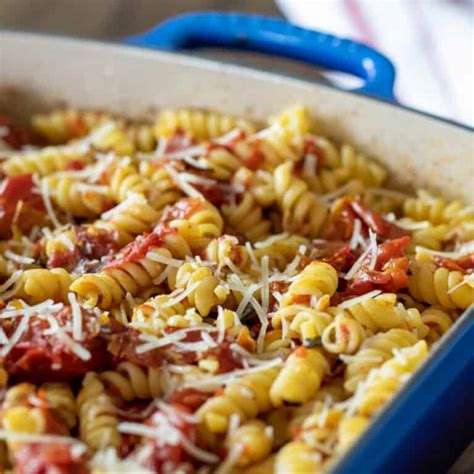 Roasted Tomato Pasta Recipe - The Black Peppercorn