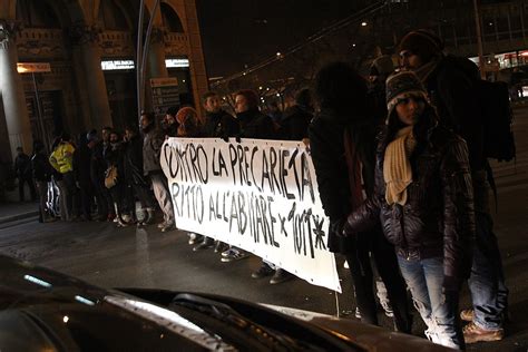 Bologna Corteo Per Il Diritto All Abitare Dic D Flickr