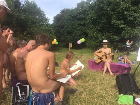 Sketch Nudes In The Nude Photo Is From An Event In Paris Scrolller