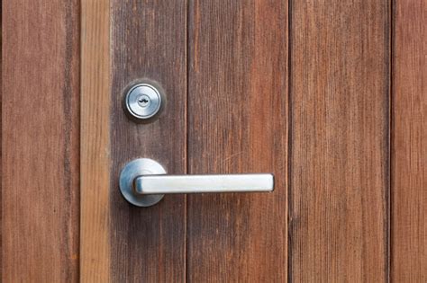 Door Knobs Vs Handles Which Is Best • Classic Construction