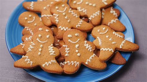 Gingerbread Cookies For Christmas Gingerbread Man Cookies Recipe