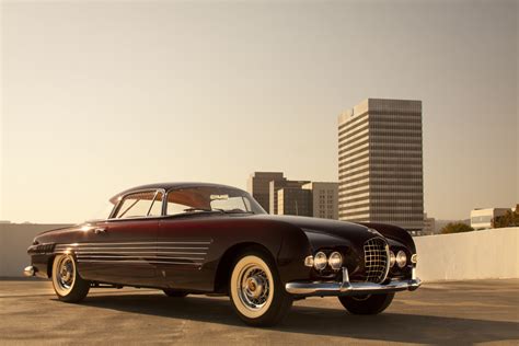 Roarington Metaland: Cadillac Series 62 by Ghia