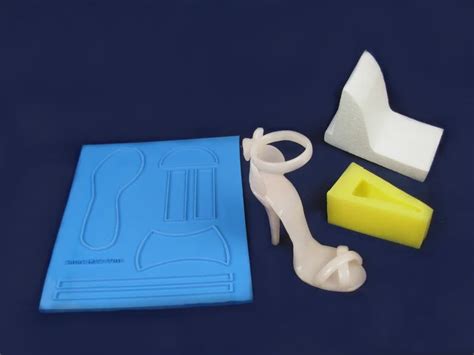 Simi Cakes 3 Piece Shoe Set Frans Cake And Candy