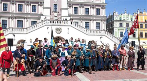 Rebel Regiment – Życie Zamościa
