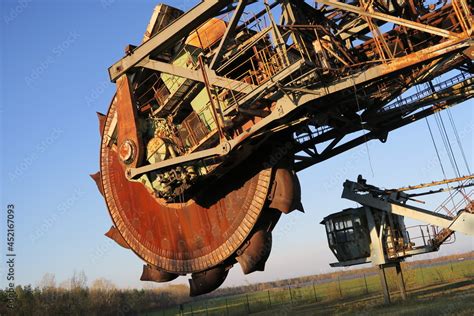 bergbau tagebau kohlebagger bagger abraumbagger kohleförderung