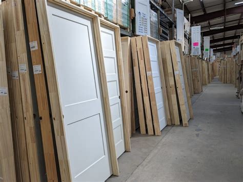 Why a Homeowner Needs Interior Hollow Core Doors | Builders Surplus