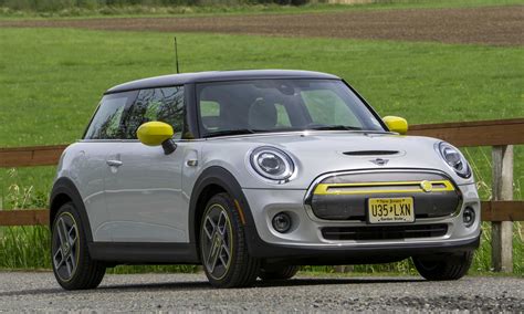 2020 MINI Cooper SE: Review | Our Auto Expert