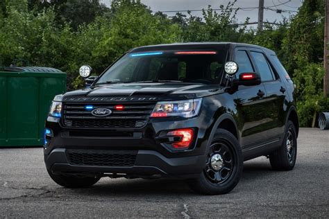 Ford Interceptor Utility With No Profile Lights 2016 Photos Between