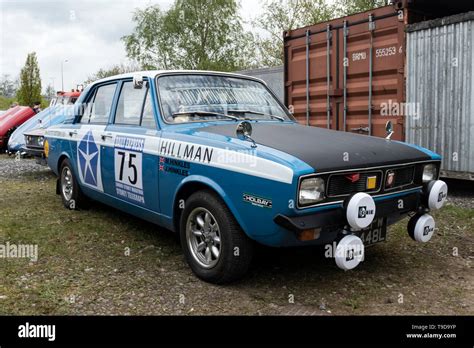 Hillman Hunter Hi Res Stock Photography And Images Alamy
