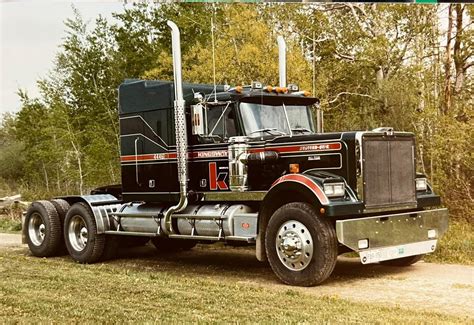 Big Rig Trucks Semi Trucks Cool Trucks White Western Star Western