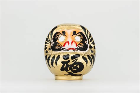 Classic Gold Daruma Doll We Love Daruma