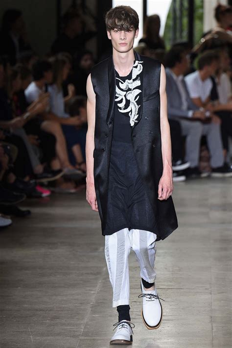 Ann Demeulemeester Spring 2016 Menswear Collection Gallery Style