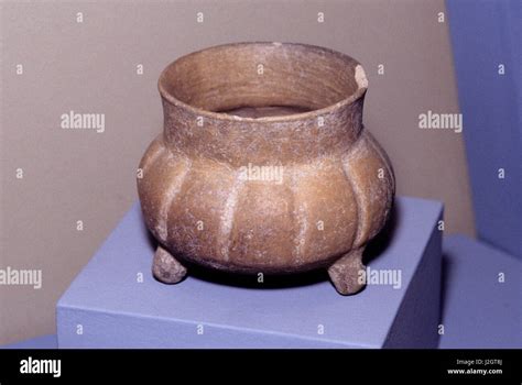 Ancient Aztec Pottery containers on display at the National Mexico ...