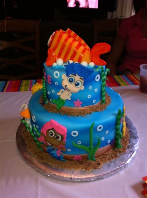 Bubble Guppies Cake - CakeCentral.com