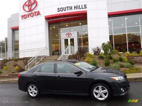 2014 Cosmic Gray Metallic Toyota Camry Se 123616261 Photo 2