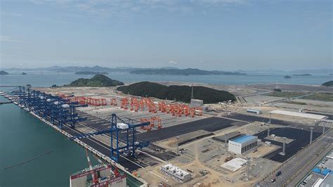 국내 첫 완전자동화부산항 신항 서컨테이너부두 2 5단계 준공 연합뉴스