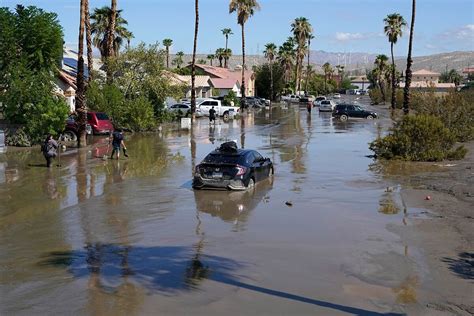 La Tormenta Tropical Hilary Caus Estragos En California Dejando R Cord