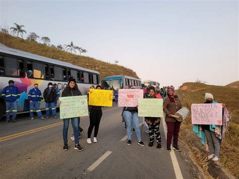 Cáritas Atingidos De Mariana Protestam Contra A Exclusão De Moradores