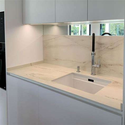 Cocina De Colecci N Fine En Acabado Blanco Innsbruck Y Encimera Dekton