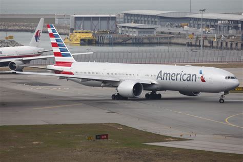 American Airlines Boeing 777 323ER N725AN American Airli Flickr