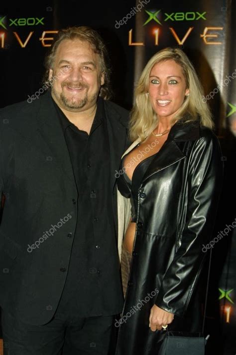 Bob Golic and wife Karen – Stock Editorial Photo © s_bukley #17758605