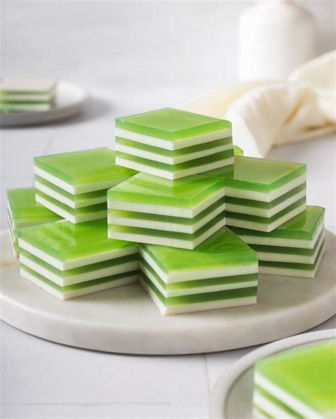 Coconut Pandan Jelly Thạch Rau Câu Lá Dứa Recipe Asian dessert