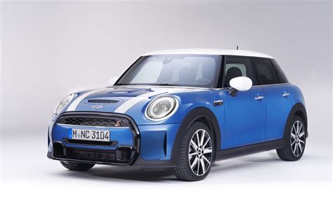 MINI เปดตว MINI รนปรบโฉมใหม 2nd LCI สดใหมขน ทง F56 F55