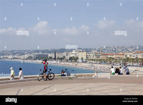 Nice Beach France Hi Res Stock Photography And Images Alamy