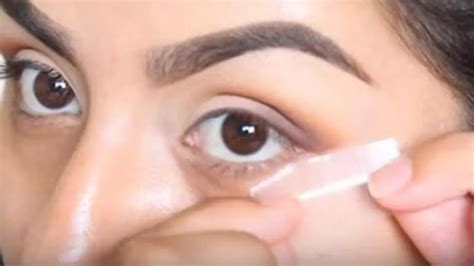 Cara Memakai Eyeliner Mudah Untuk Pemula Dan Bentuk Mata Yang Cocok