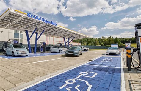 Enbw Nimmt Drei Neue Elektroauto Schnellladeparks In Bayern Und Hessen