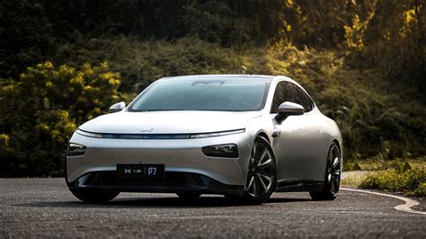 Carro elétrico chinês chega 706 km de autonomia para bater Tesla