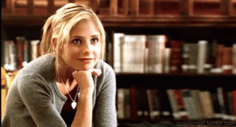 Sarah Michelle Gellar Buffythevampireslayer GIF - Sarah Michelle Gellar ...