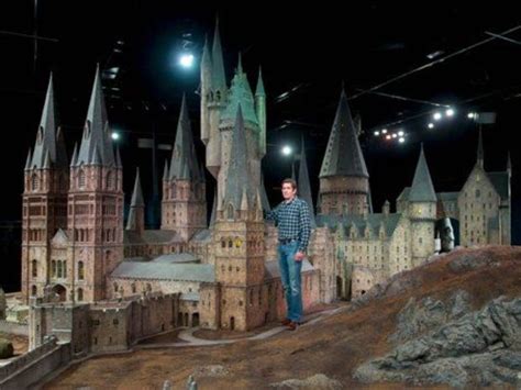 Central Potter Warner Divulga Imagens Inéditas Do Castelo De Harry