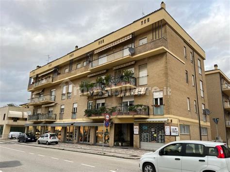 Vendita Appartamento Spoleto Trilocale In Viale Guglielmo Marconi