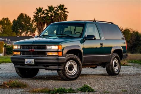 1997 Chevrolet Tahoe Sport 4x4 2 Door Z71 Off Road Package Some