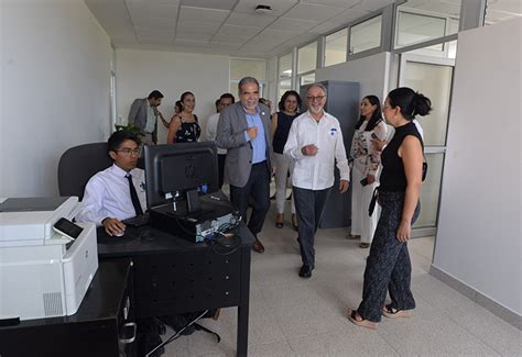 Uv Inaugura Instalaciones De La Unidad De Estudios De Posgrado