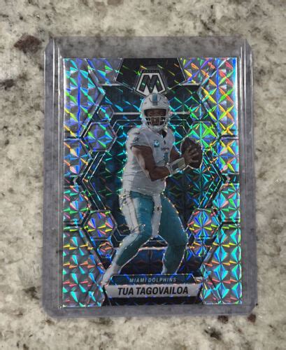 2023 Panini Mosaic Tua Tagovailoa 143 Silver Mosaic Prizm Miami