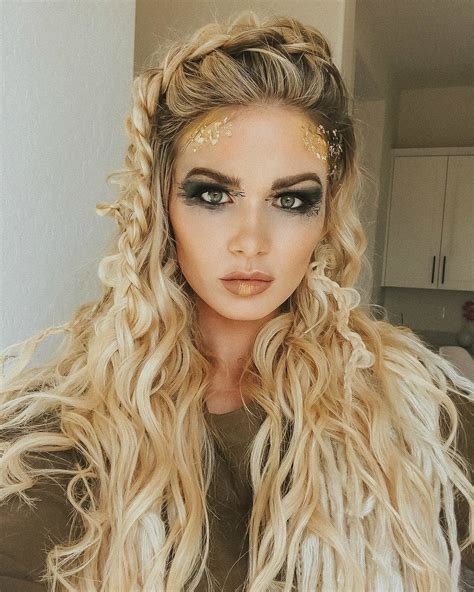 Insta Inspo Halloween Hair Makeup Ideas — Verb