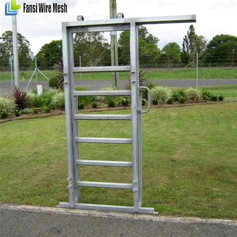 Heavy Duty Flexible Cattle Farm Equipment With Sliding Gate - Buy Heavy Duty Cattle Farm ...