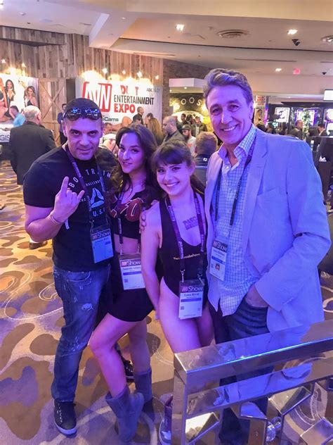 Steve Holmes On Twitter Fun In Las Vegas At The Aeexpo Avnawards Adultvideonews