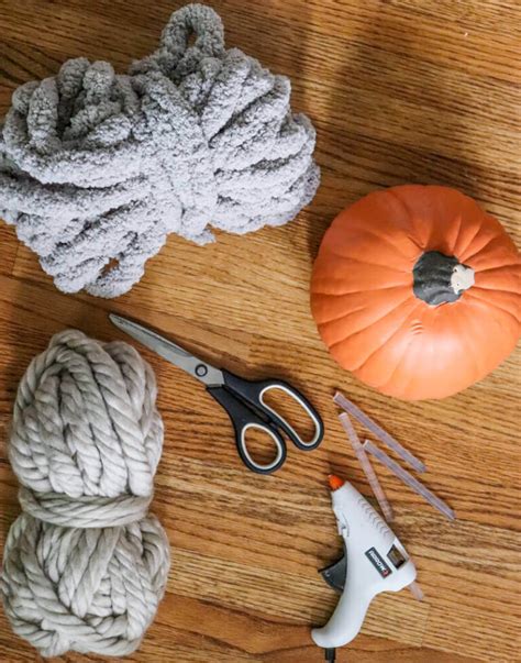 Easy Diy Chunky Knit Yarn Covered Pumpkins To Make Your Home Renewed