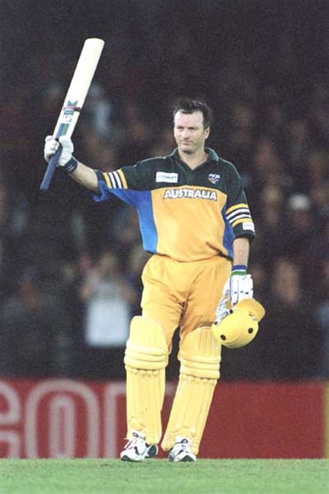 Steve Waugh Acknowledges The Crowd Australiav South Africa St Odi