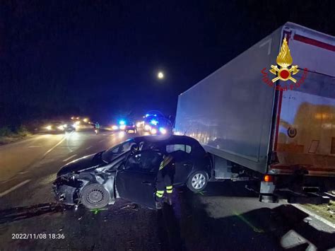 Incidente Tra Un Camion E Due Auto Sulla Pievaiola Un Ferito