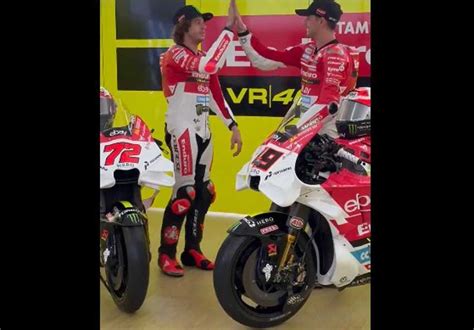 Motor Tim Valentino Rossi Pakai Livery Merah Putih Di Motogp Indonesia