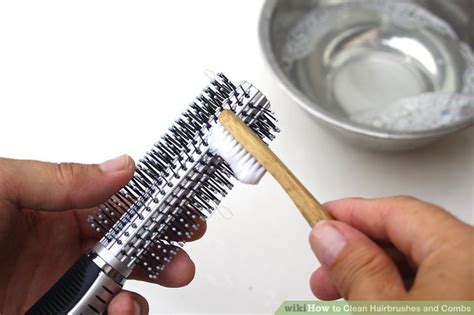 3 Ways To Clean Hairbrushes And Combs Wikihow