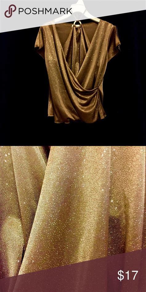 Luxurious Shimmery Gold Top Offers Welcome Gorgeous Fancy Top In Great Condition Size Xl 16