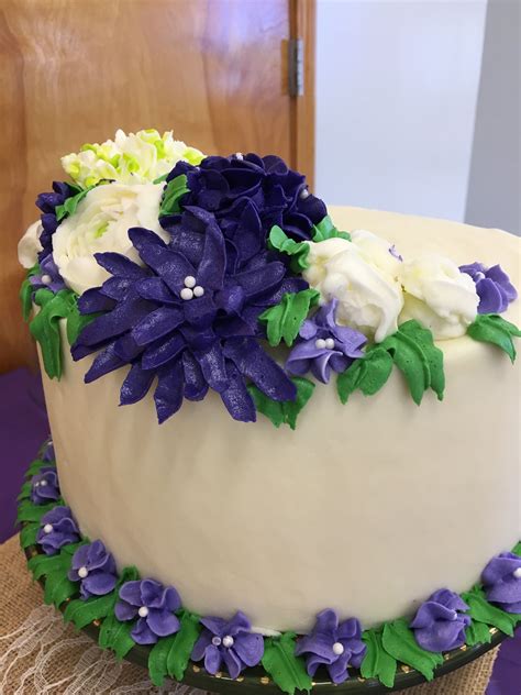 Buttercream Flowers Cake Designs Desserts Cake