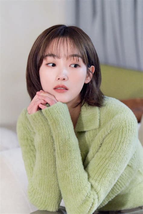 Lee Yoo Mi Discusses Chemistry With Ong Seong Wu And Byeon Woo Seok In