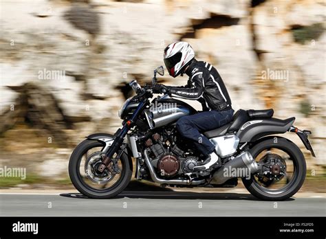 Yamaha Vmax Street Fighter